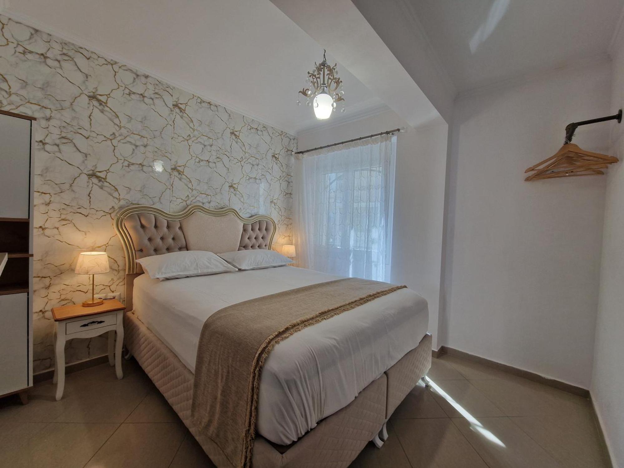 Iro Apartments เนอาเปรามอส ภายนอก รูปภาพ